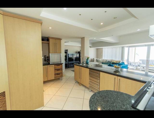 4 BEDROOM APARTMENT FOR SALE IN BROOKES HILL